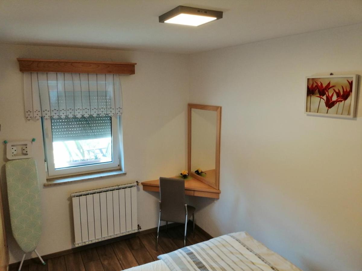 Apartamento Deno Podgrad  Exterior foto