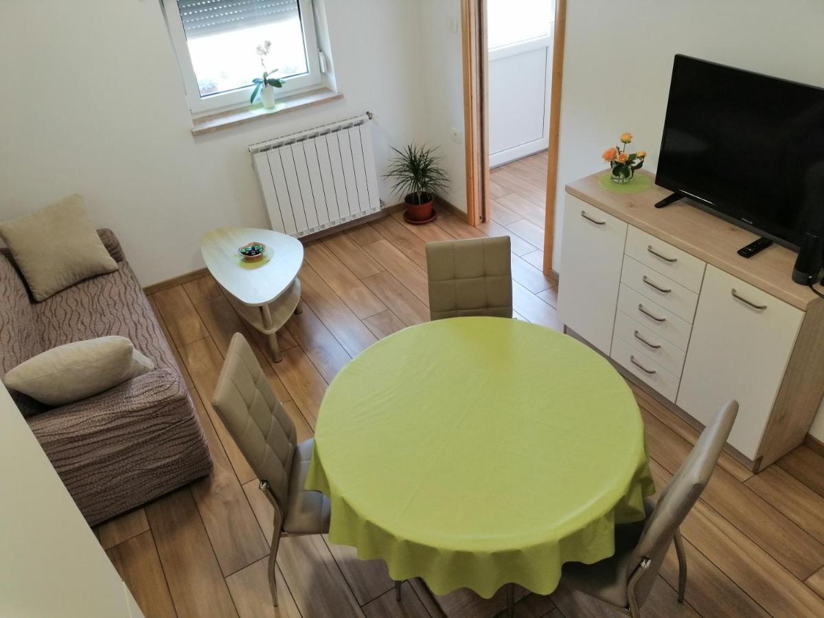 Apartamento Deno Podgrad  Exterior foto